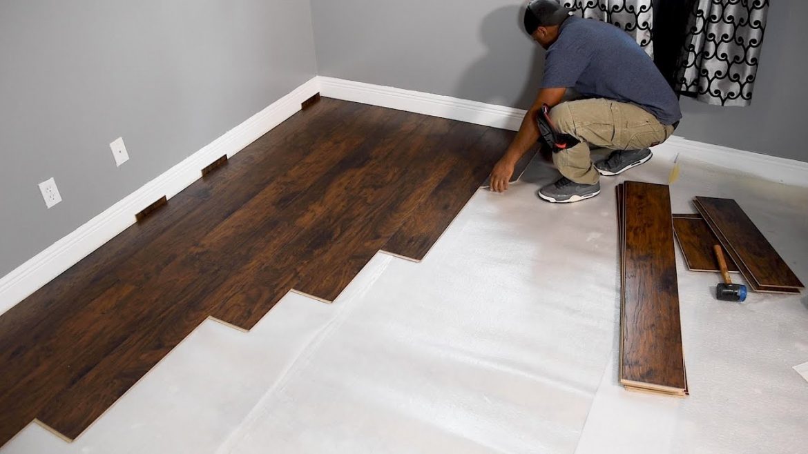Why Teak is a Great Selection for Your Flooring?